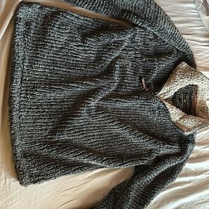 True grit charcoal grey pull over unisex XS